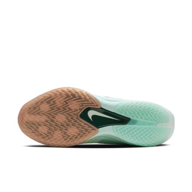 Nike G.T. Cut 3 DV2918-300 02