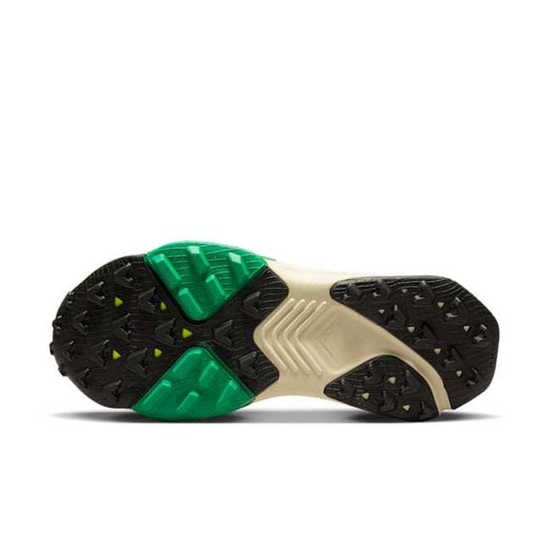 Nike Zegama DH0625-700 02