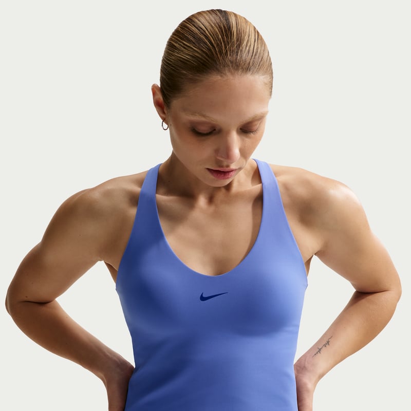 Nike Universa Medium-Support IF0950-570 02