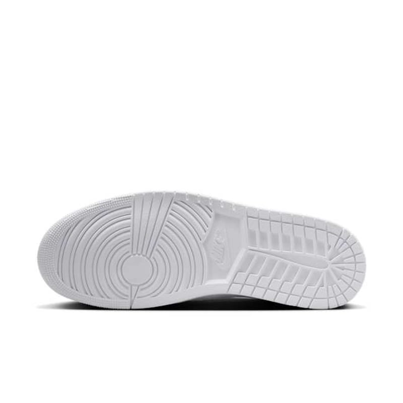 Jordan 1 Retro Low ‘No-Swoosh’ 872782-100 02