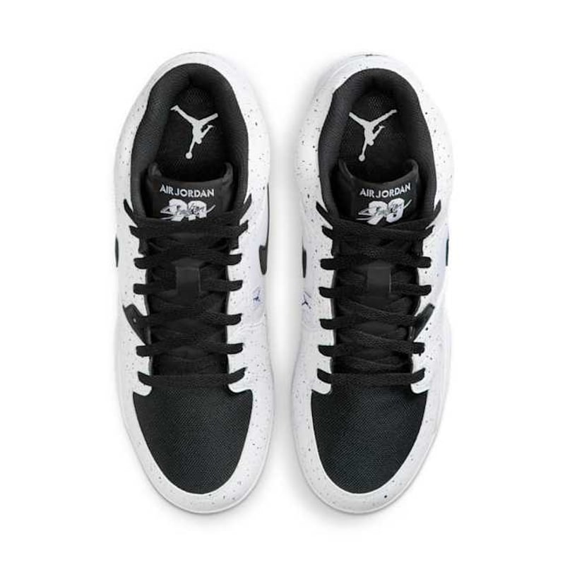 Jordan Stadium 90 TD HQ0210-100 04