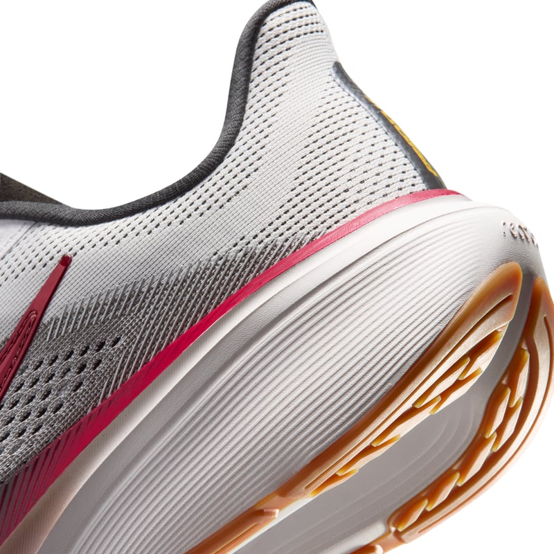 Nike Pegasus 42 running shoes "Summit White & Fusion Red" | Men | Running | 08 | SPORTSHOWROOM