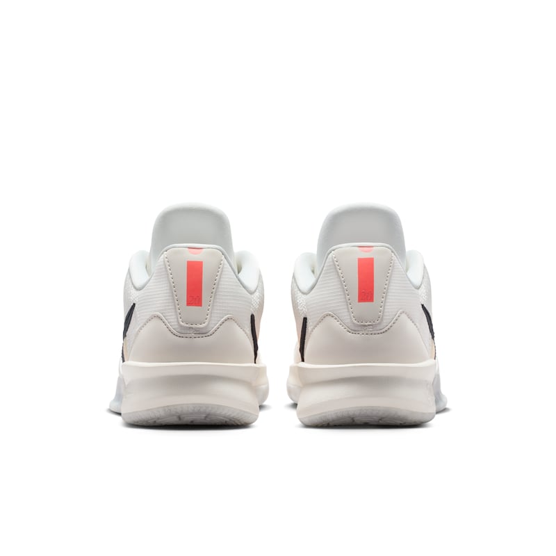 Nike Sabrina 3 HF2881-003 06