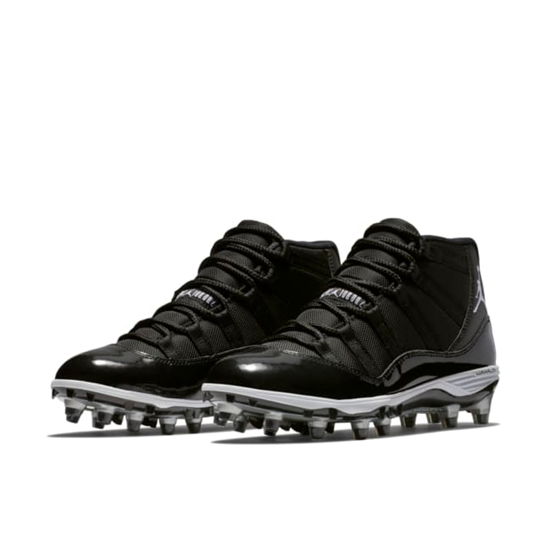 Jordan 11 Retro Cleats AO1561-011 04