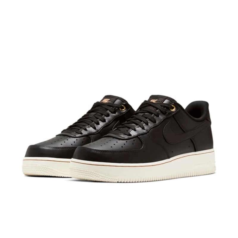 Nike Air Force 1 Premium CU6675-001 05