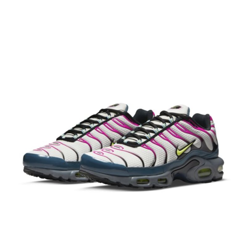 Nike Air Max Plus DH4776-002 02