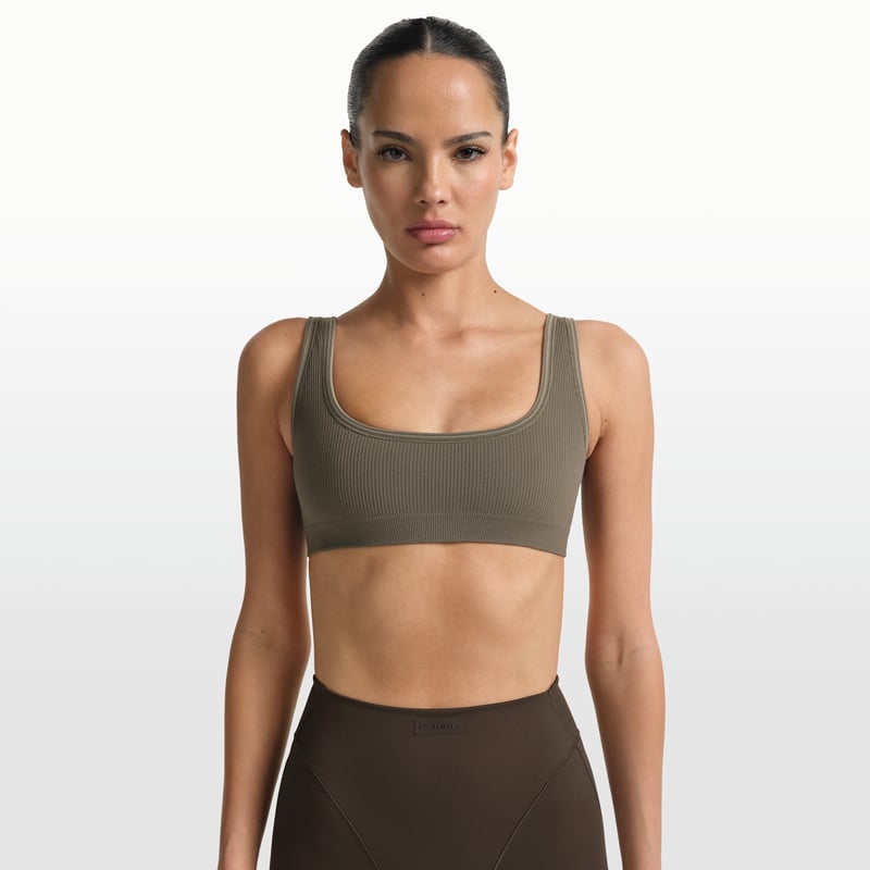 NikeSKIMS Ribbed Seamless IU8300-279 01