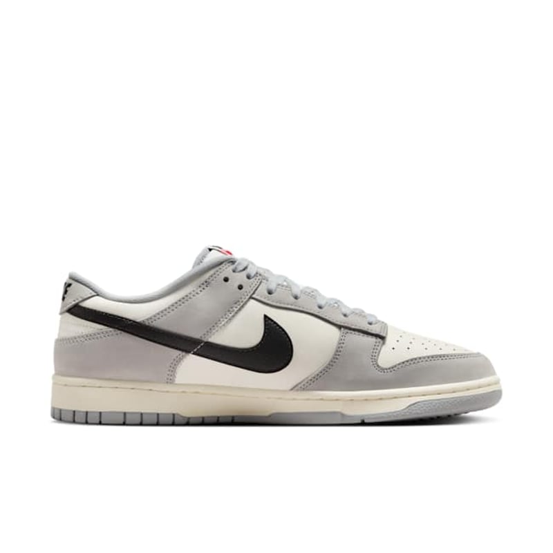 Nike Dunk Low IB3079-101 03