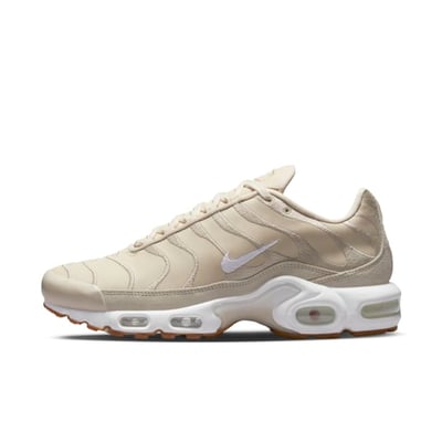 Nike Air Max Plus Premium DZ2832-200 01