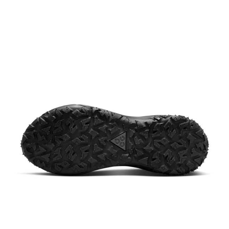 Nike ACG Mountain Fly 2 Low HF6245-001 02