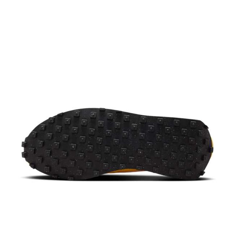 Nike LD-1000 FQ9079-700 02