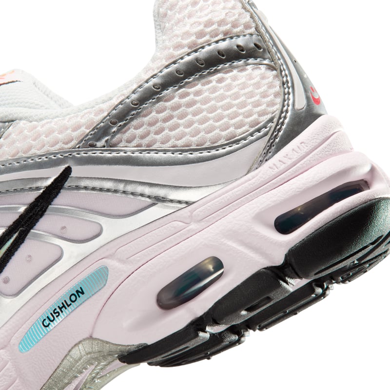 Nike Air Max Moto 2K IR0611-100 08