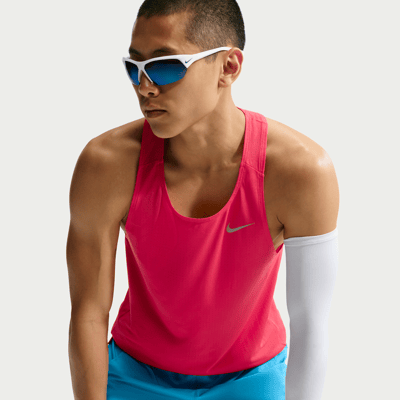 Haut Nike Fast Dri-FIT "Fusion Red" | Homme | Course à pied | 01 | SPORTSHOWROOM