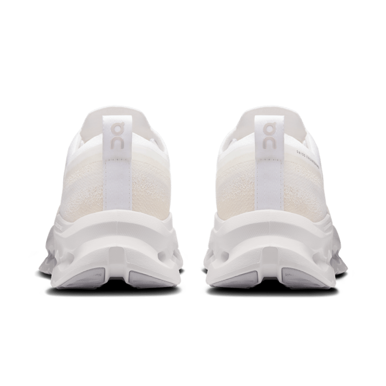 On Cloudtilt Moon x Zendaya 3MF30670664 05