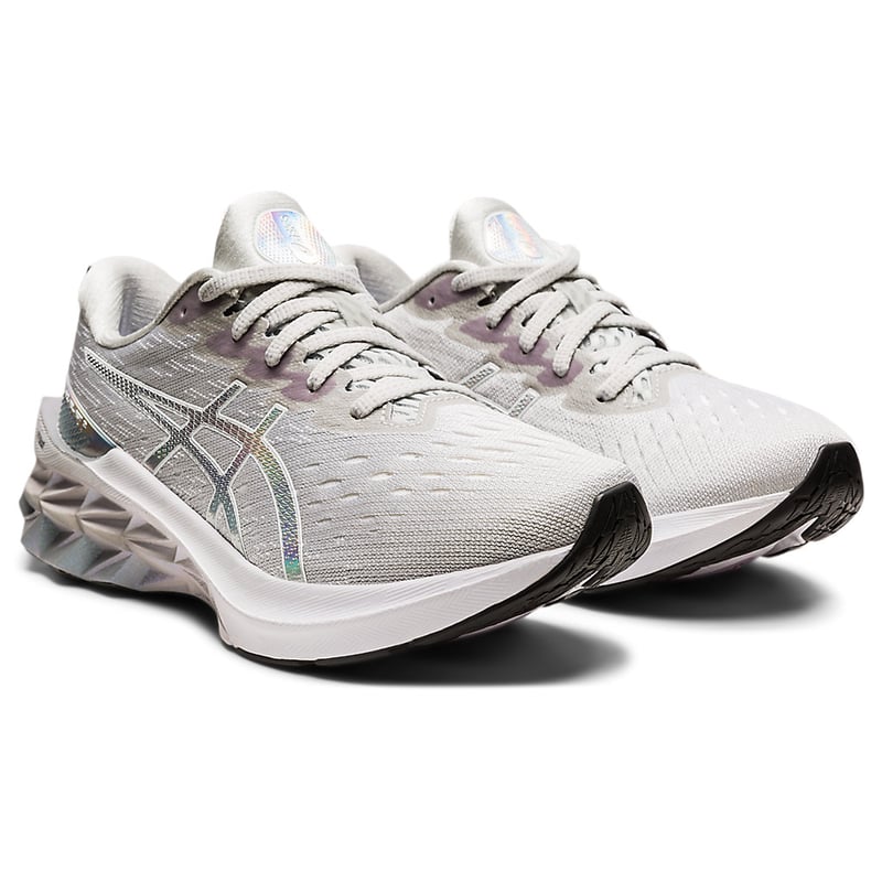 ASICS Novablast 2 Platinum 1012B131-020 02