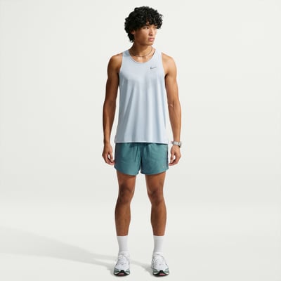 Nike Stride Dri-FIT Winterized 5" Brief-Lined Shorts "Smoky Blue" | Herren | Laufen | 01 | SPORTSHOWROOM