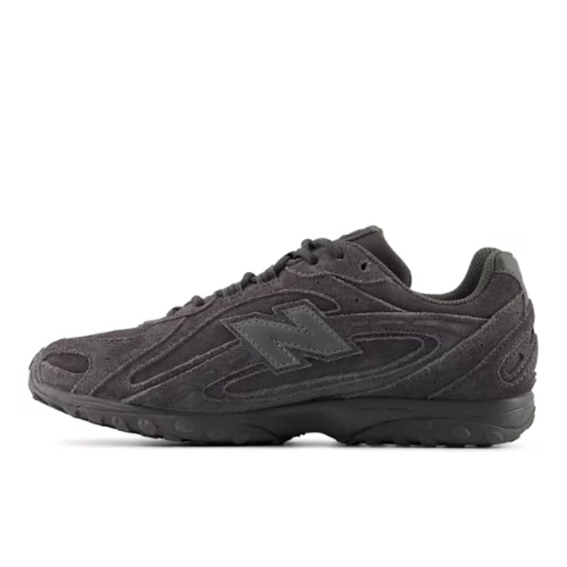 New Balance 204L sneakerit "Magnet & Slate Grey" | Miehet & Naiset | Sportstyle | 01 | SPORTSHOWROOM