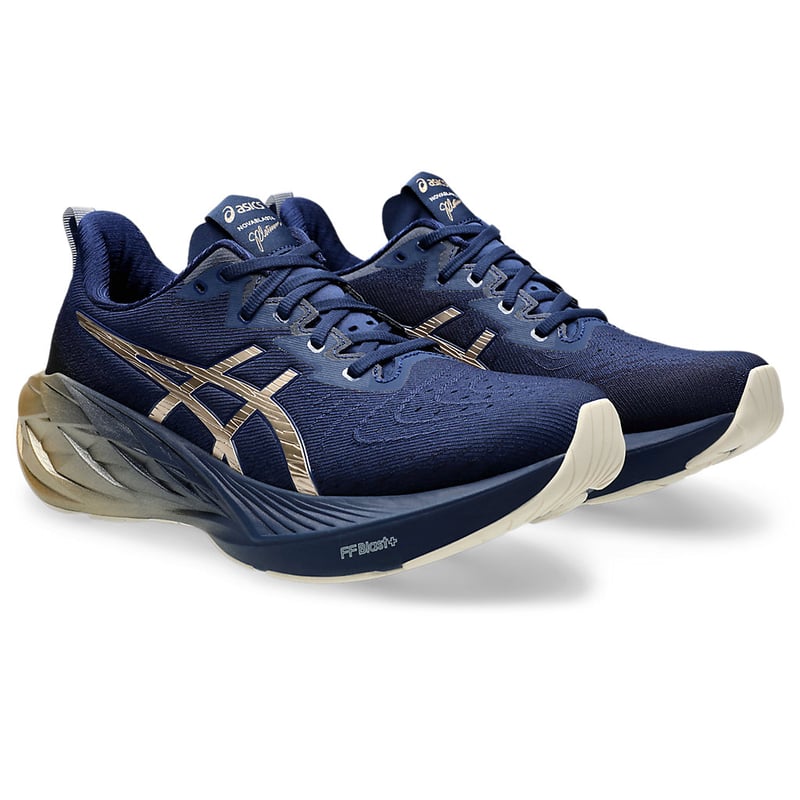 ASICS Novablast 4 Platinum 1011B945-400 02