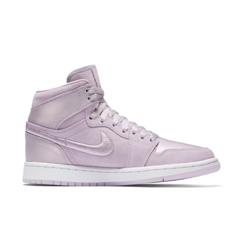Jordan 1 Retro High AO1847-545 03