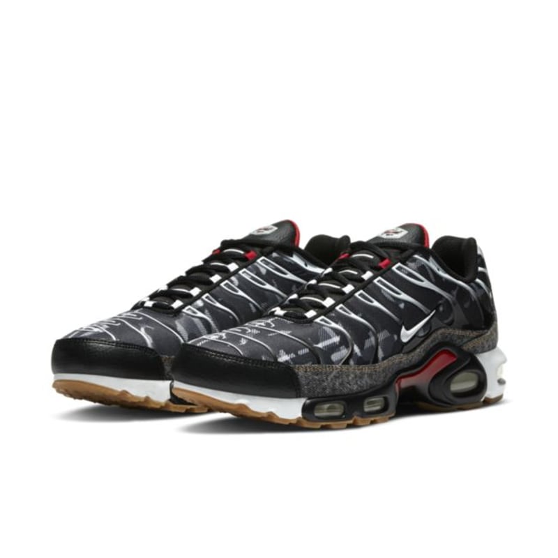 Nike Air Max Plus SE DB1965-900 04