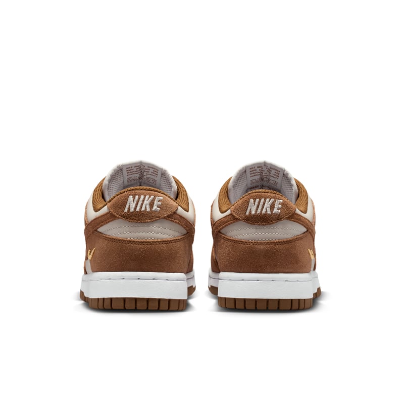 Nike Dunk Low Suede sneakers "Light British Tan & Cream" | Dame | Sportstyle | 06 | SPORTSHOWROOM