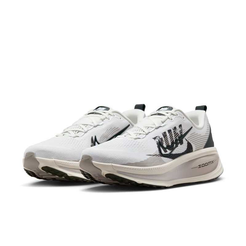 Nike Vomero 18 IB5726-100 05