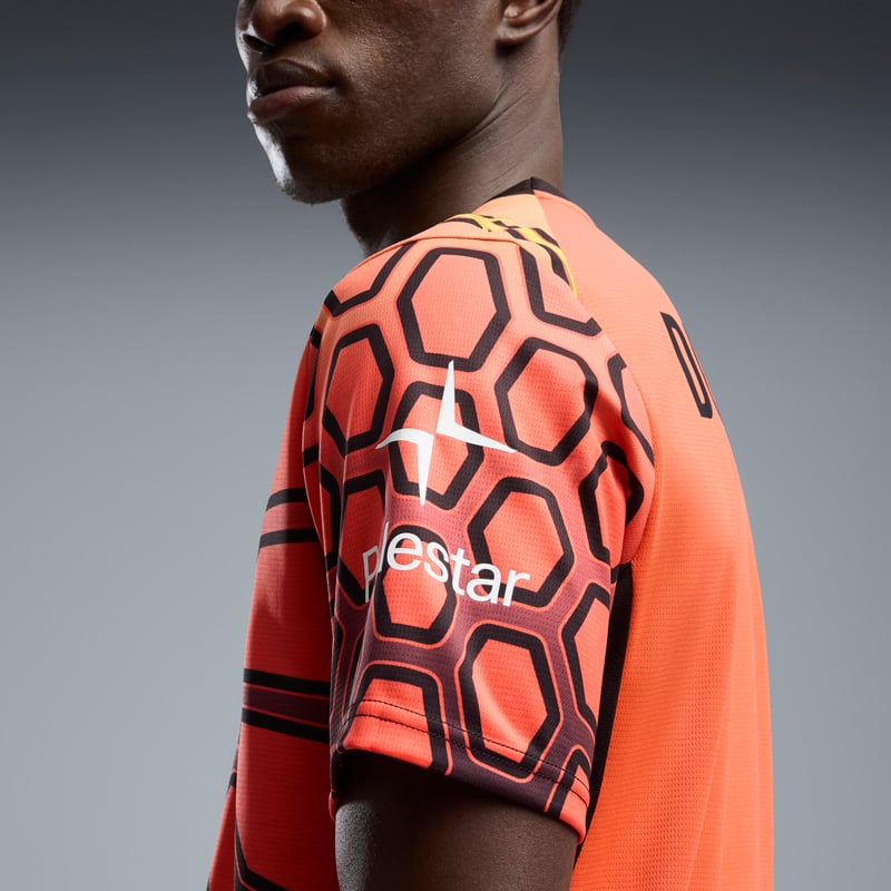 PUMA Borussia Dortmund 2026/27 Goalkeeper 786174-70 02