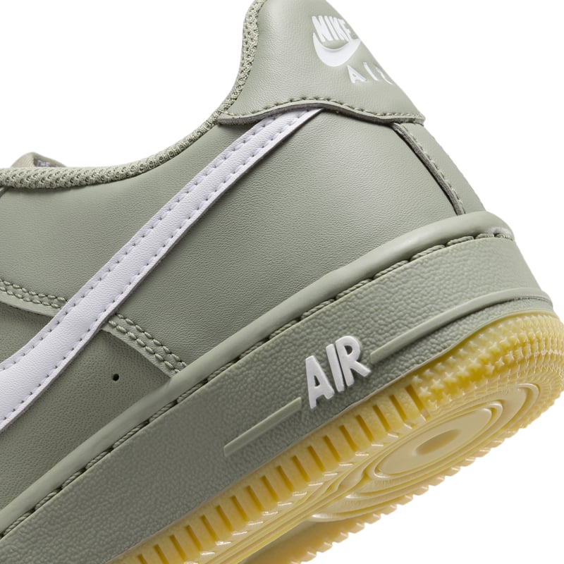Nike Air Force 1 LV8 HQ1911-300 08