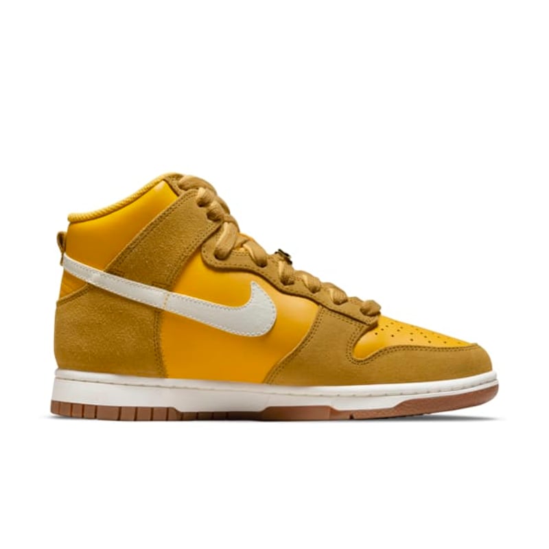 Nike Dunk High SE DH6758-700 03