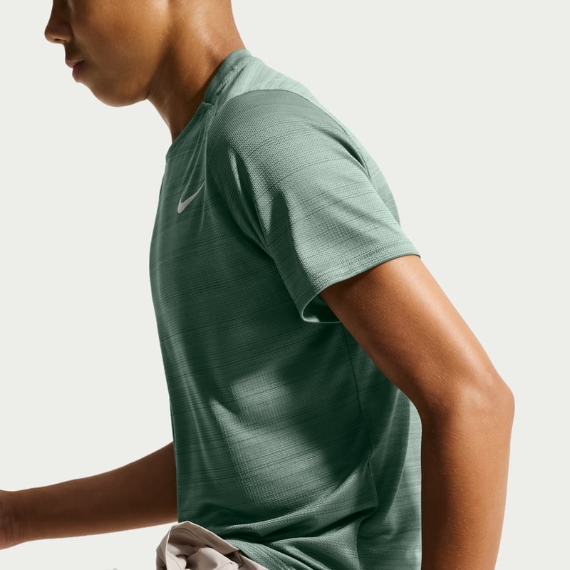 Camiseta Nike Miler Dri-FIT "Clay Green" | Niños | | 03 | SPORTSHOWROOM