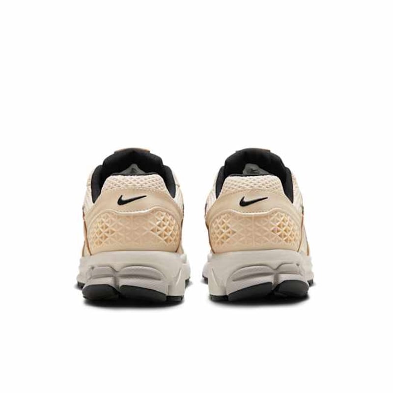 Nike Zoom Vomero 5 FN6742-200 06