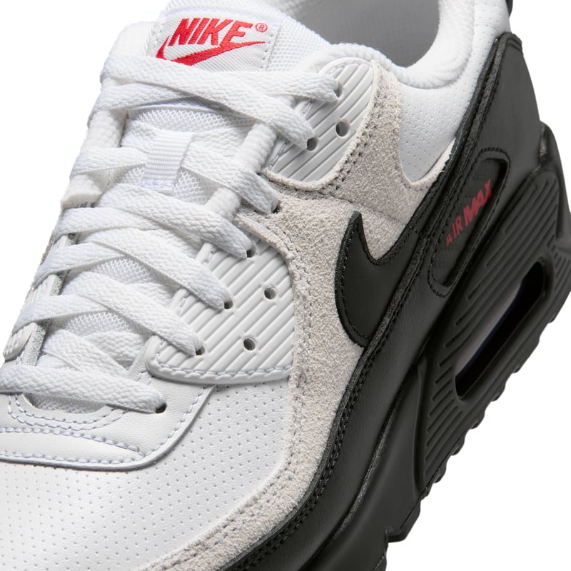 Nike Air Max 90 ‘Perforated Leather’ sneakers "White & Black" | Män | Sportstyle | 07 | SPORTSHOWROOM