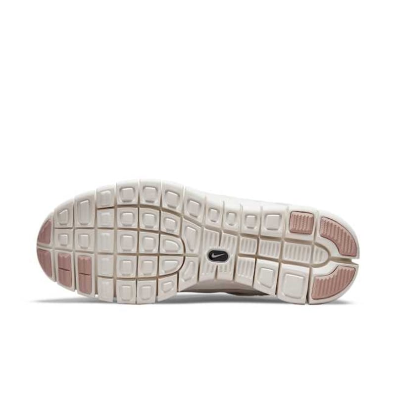 Nike Free Run 2 DM8915-001 02