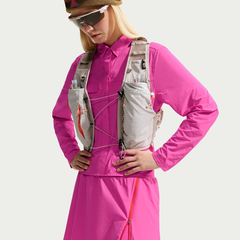 Nike ACG 'High Stakes' Skort "Desert Pink & Light Crimson" | Women | Hiking | 04 | SPORTSHOWROOM