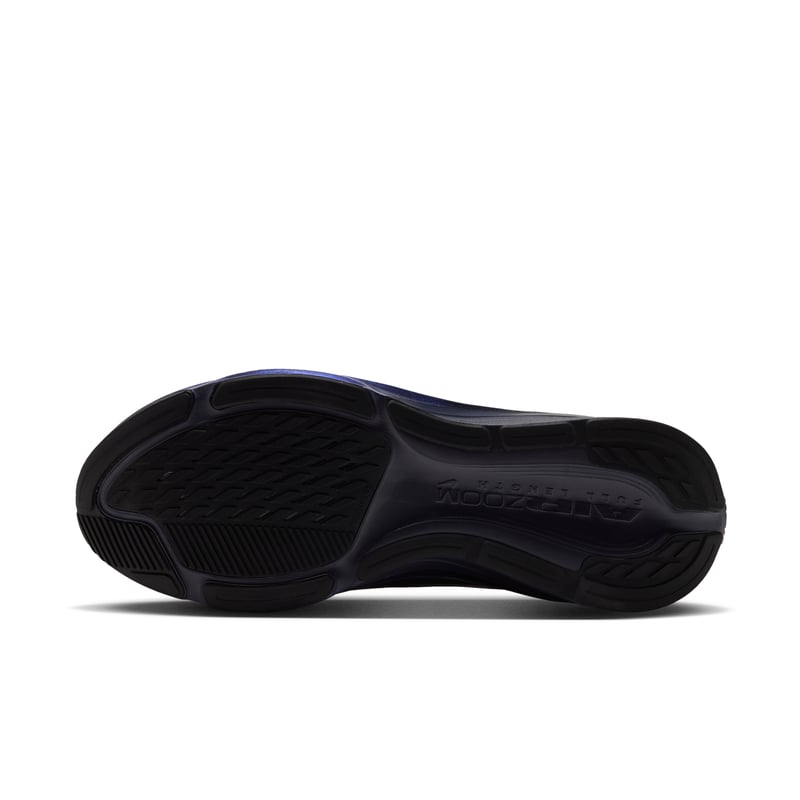 Nike Pegasus 42 runners "Gridiron & Black" | Men | Running | 02 | SPORTSHOWROOM
