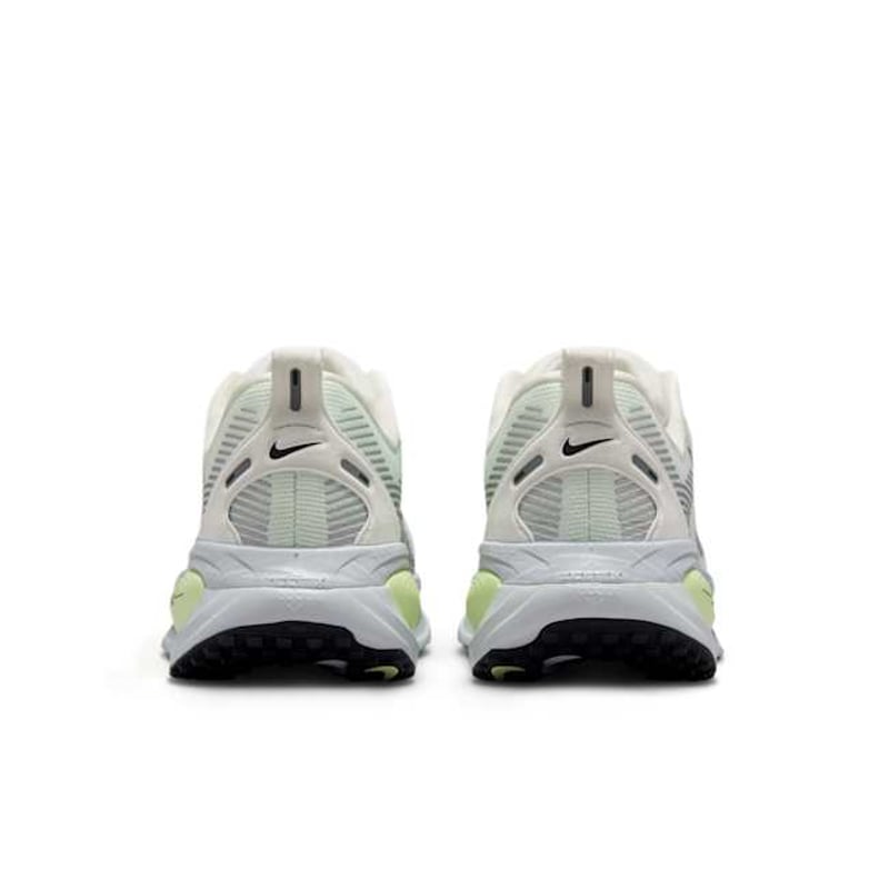 Nike Vomero 18 HM6804-107 06