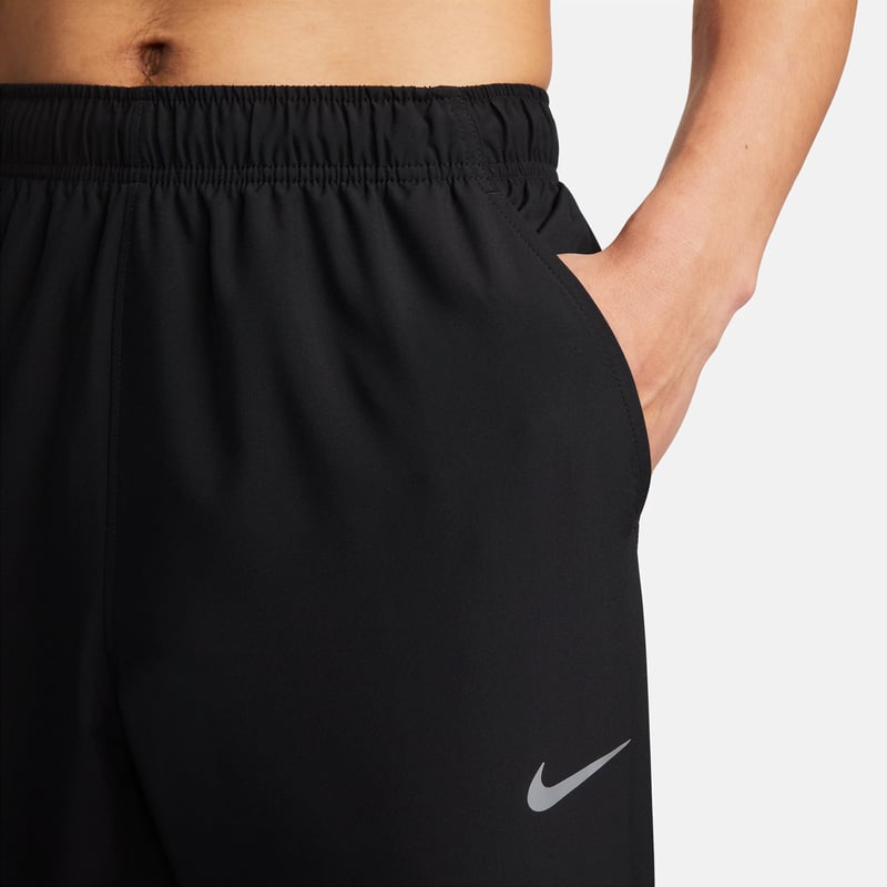 Nike Form Dri-FIT Tapered FB7497-010 03
