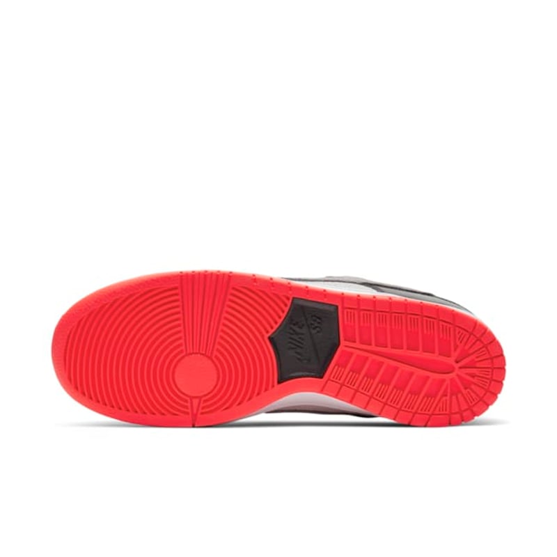 Nike SB Dunk Low CD2563-004 02