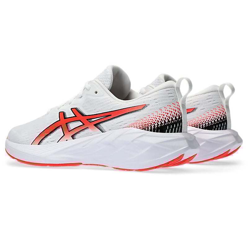 ASICS Novablast 4 1014A317-100 03