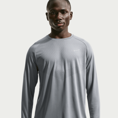 Nike Stride Dri-FIT ADV Shirt "Smoke Grey" | Herren | Laufen | 01 | SPORTSHOWROOM
