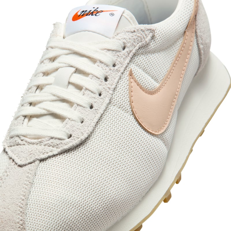 Nike LD-1000 runners "Sail & Shimmer" | Women | Sportstyle | 07 | SPORTSHOWROOM