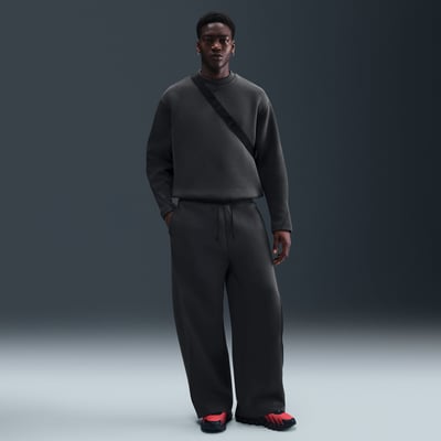 Nike Tech Fleece Loose-Fit HV6541-060 01
