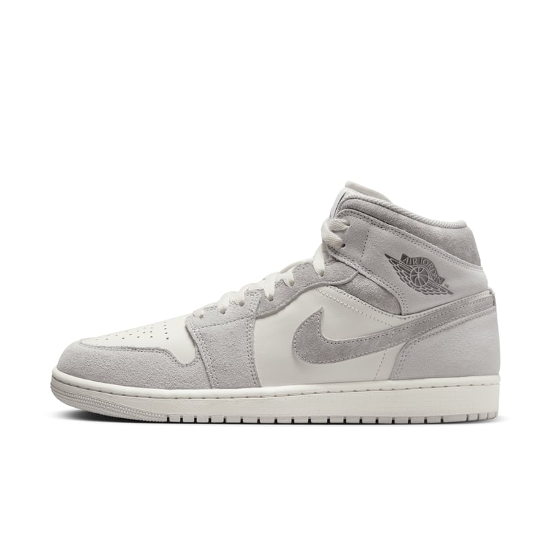 Jordan 1 Mid SE FQ7720-002 01