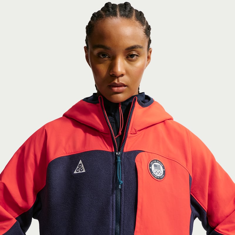 Nike ACG x United States Olympic Team Full-Zip Jakke "Obsidian & Chile Red" | Dame | | 03 | SPORTSHOWROOM