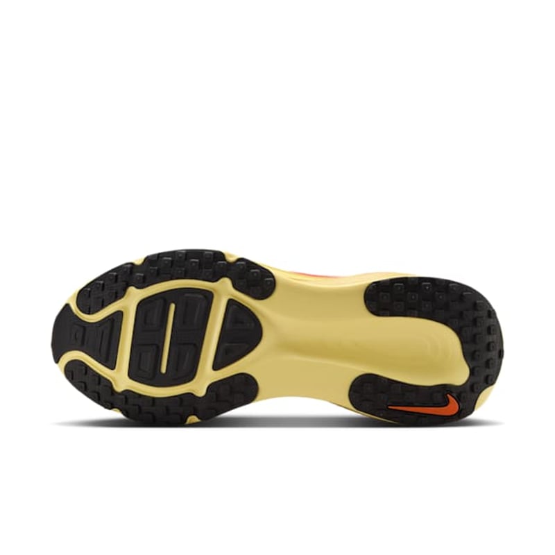 Nike Vomero 18 SE IH3576-999 02