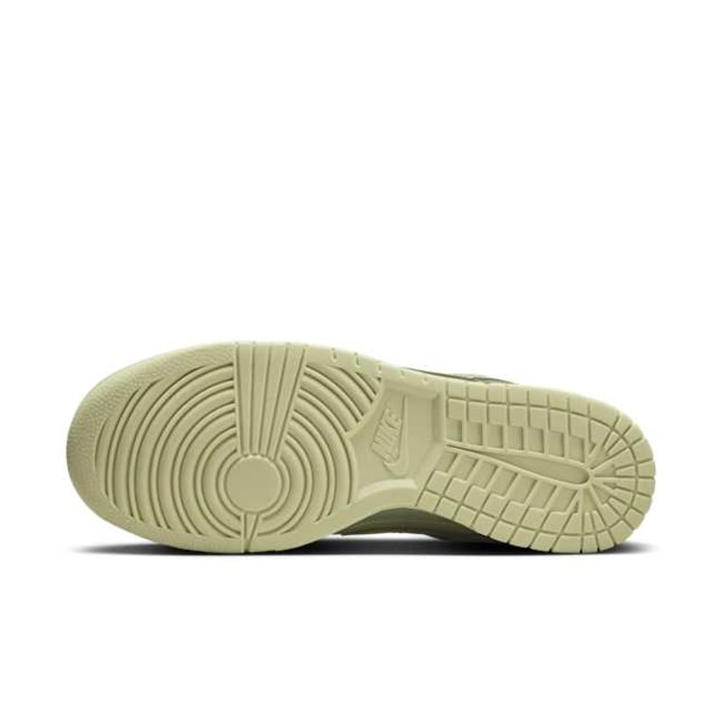 Nike Dunk Low Retro Premium FB8895-300 02