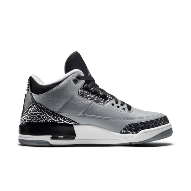 Jordan 3 Retro 136064-004 03
