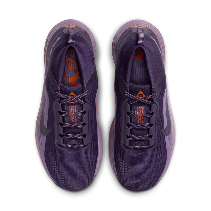 Nike ACG Pegasus GORE-TEX trailskor "Purple Dynasty & Violet Dust" | Kvinnor | Utomhus | 04 | SPORTSHOWROOM