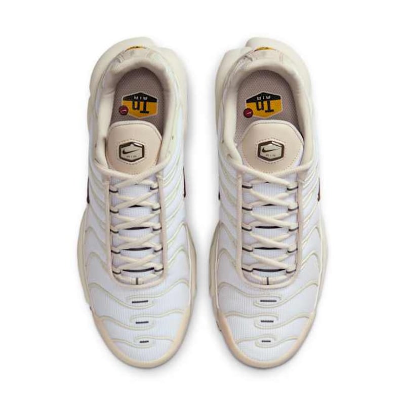 Nike Air Max Plus IO0657-100 04