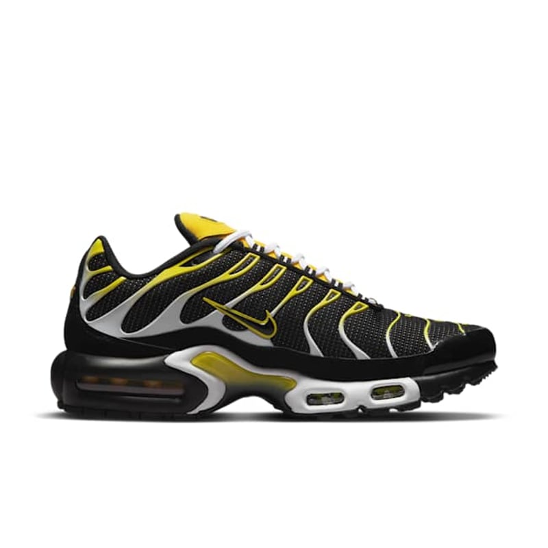 Nike Air Max Plus DQ3983-001 03